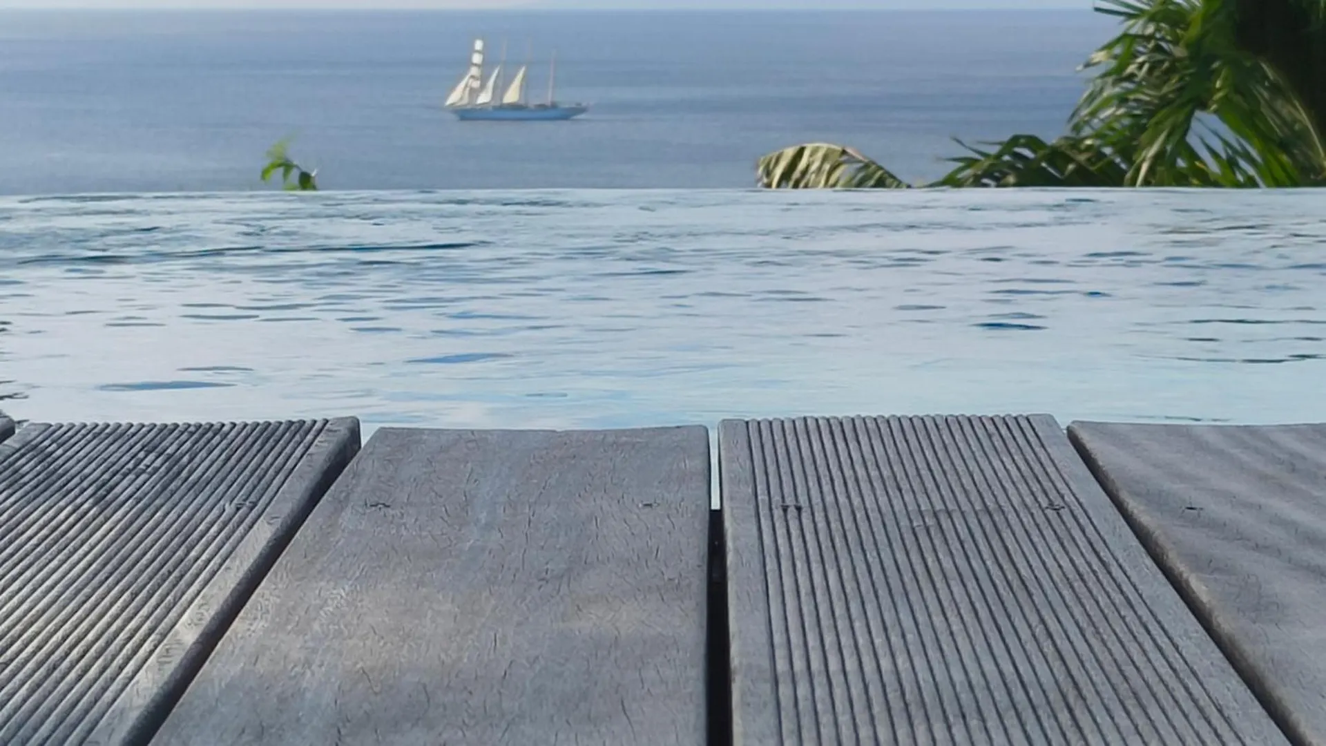Villa Yékrik-Yékrak - vue exceptionnelle sur la mer des Caraïbes Deshaies